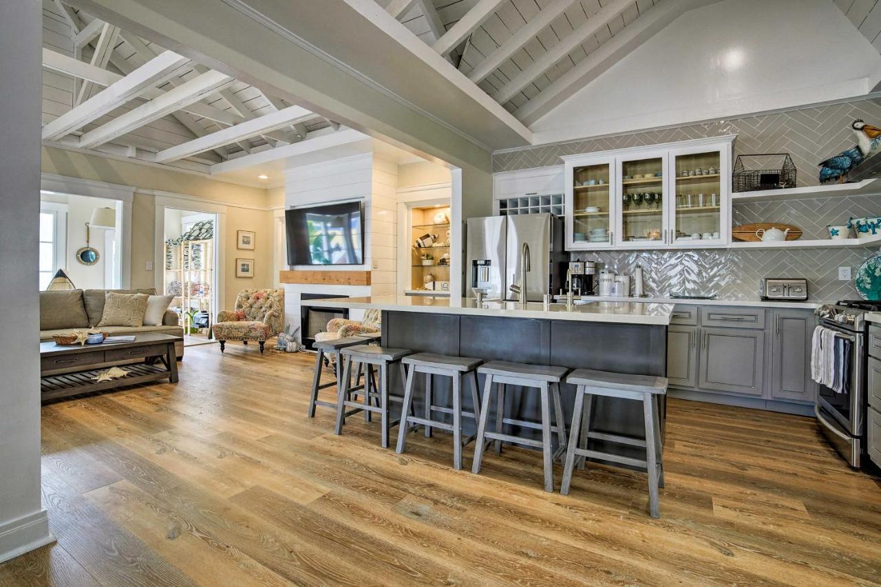Charming Renovated Avalon Townhome, Walk To Beach! Kültér fotó